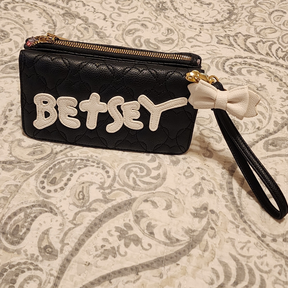 Betsey Johnson Quilted Leather Wristlet with White Bow